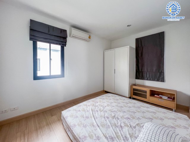 *****บ้านเดี่ยวมือสองย่านนนทบุรีฯ ม.ดีไลท์ พุทธมณฑล-ศาลายา เนื้อที่กว้างขวางมากถึง 56.10 ตร.ว.  ฟังก์ชัน 3 ห้องนอน 2 ห้องน้ำ ที่จอดรถ 1 คัน บ้านสวย ฟรีเฟอร์นิเจอร์ พร้อมเข้าอยู้่ได้ทันที บนทำเลแห่งการเดินทาง